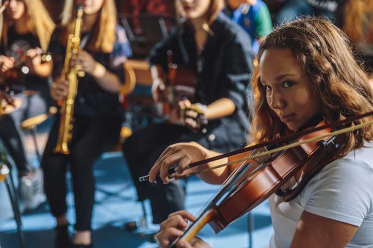 استعدادیابی نواختن ویولن